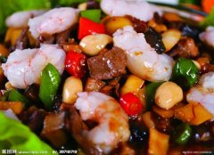 <b>9种食物让你摆脱口臭困扰</b>